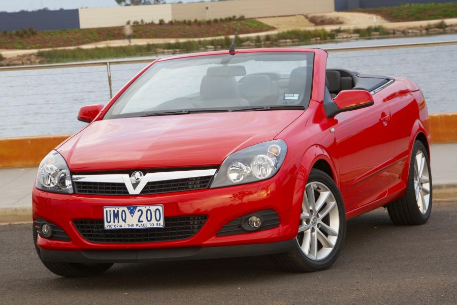  Holden Astra TwinTop 2007 года  (фото 5 из 40)